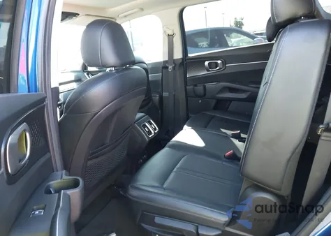 2022 Kia Sorento S z USA, uszkodzony, nr VIN 5XYRL4LC3NG094503